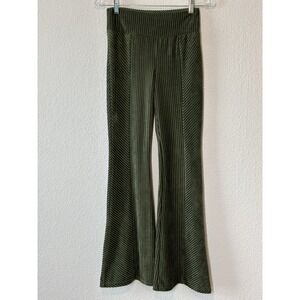Green Velour Rib Knit Pull On Flare Pants Size XS Boho Whimsigoth Festival 25x31